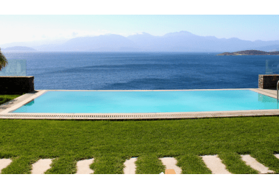 Comment traiter sa piscine de manière raisonnée ?