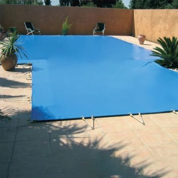 bache-couverture-piscine-exterieure - Aquacover - Couvertures